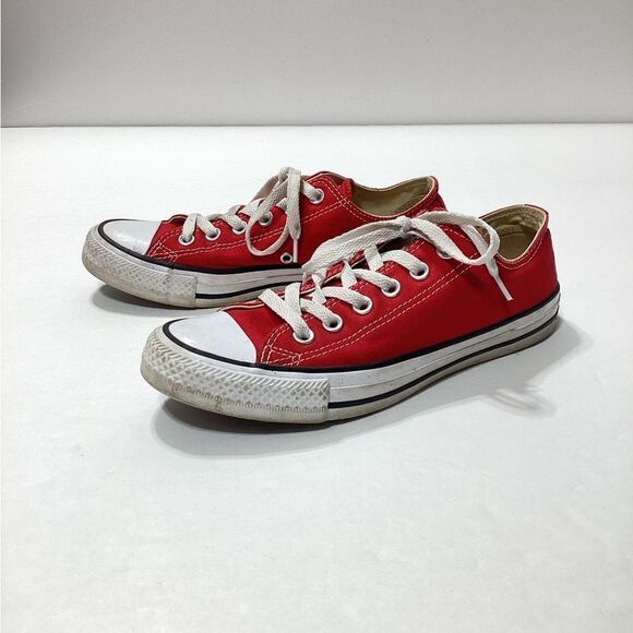 Red Low Cut Chuck Taylor Converse Sneakers Size 5.5 - Picture 6 of 6
